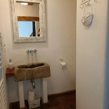 Gasthuis Vinny Tunel - Kvetinovy Se Soukromou Terasou Pouzdrany